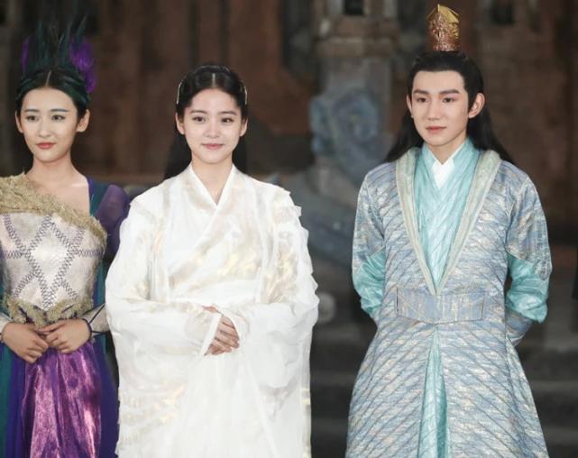 王源欧阳娜娜的《大主宰》定档8月上线，两人演技让人担心
